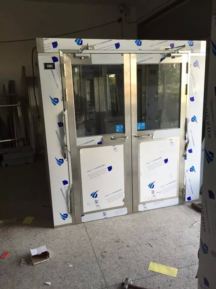 【自動風淋室】結構說明及特點