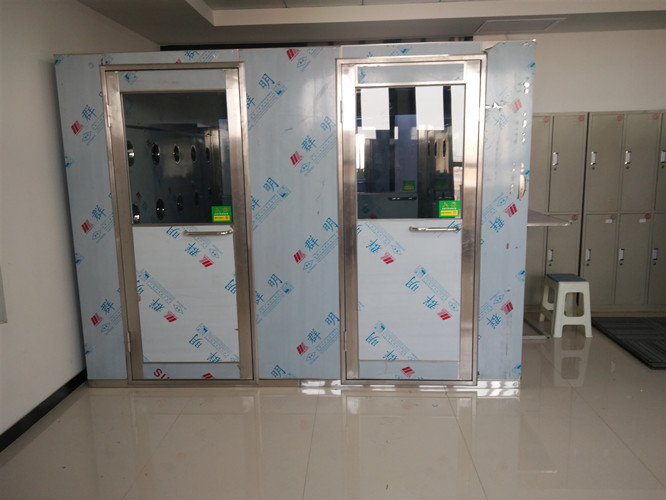 不同行業怎樣購買最適合自己企業使用的【風淋室】呢？